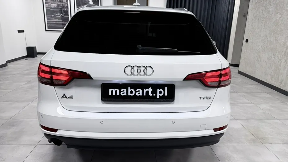 AUDI A4 -