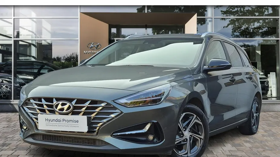 HYUNDAI i30 -