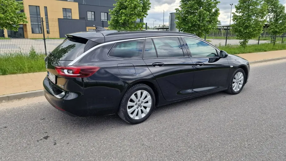 OPEL Insignia -