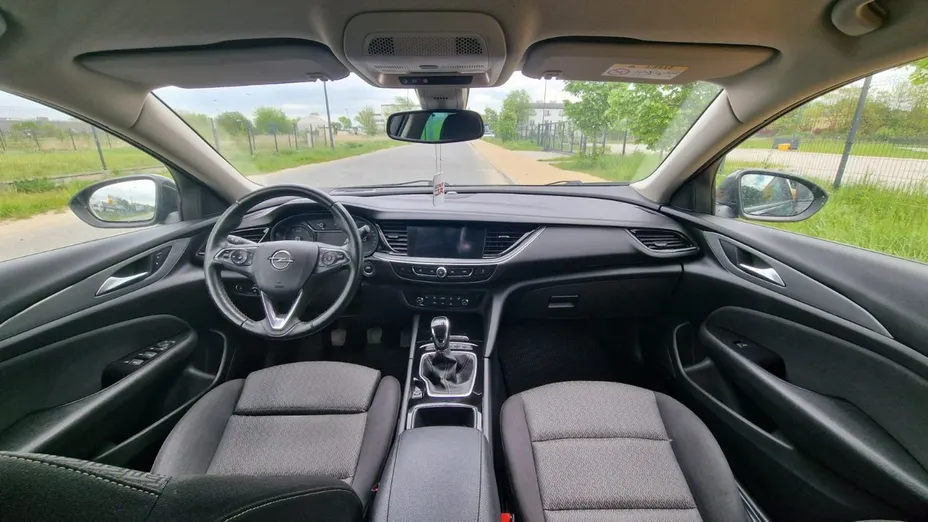 OPEL Insignia -