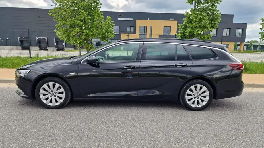 OPEL Insignia -