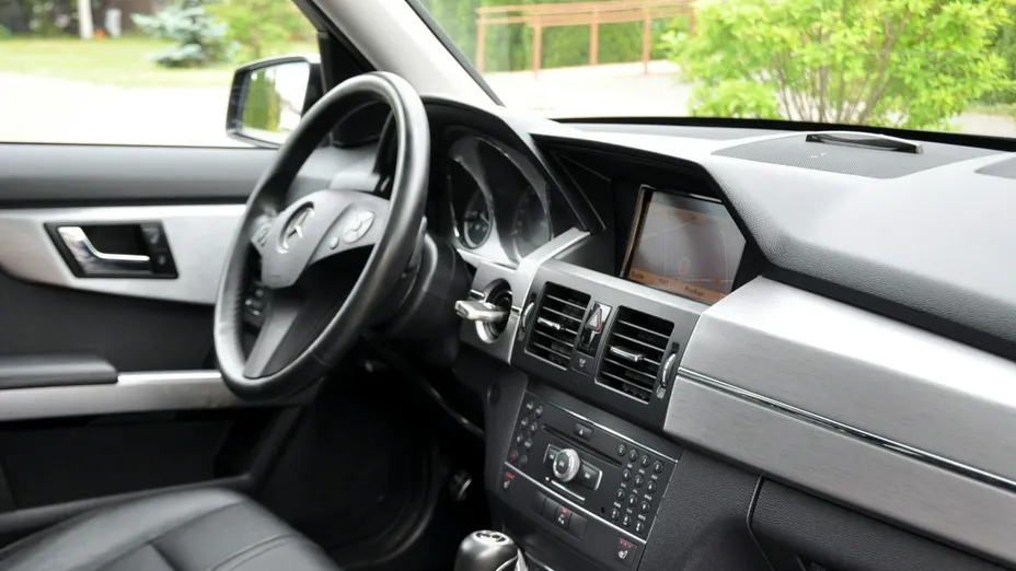 MERCEDES-BENZ GLK -