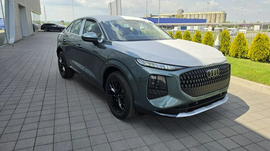 AUDI Q3 Sportback -