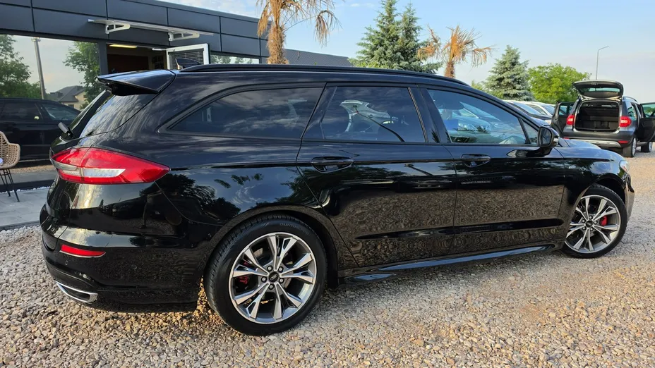 FORD Mondeo -