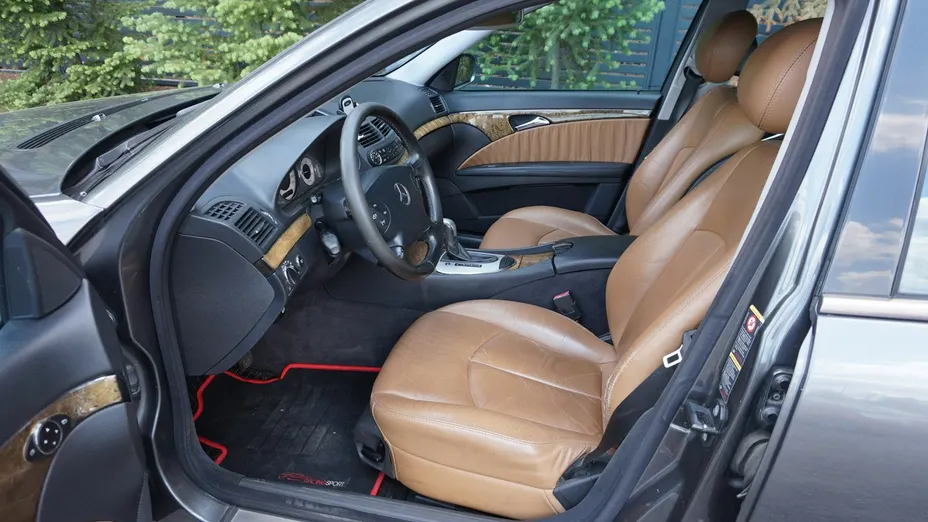 MERCEDES-BENZ E Klasa -
