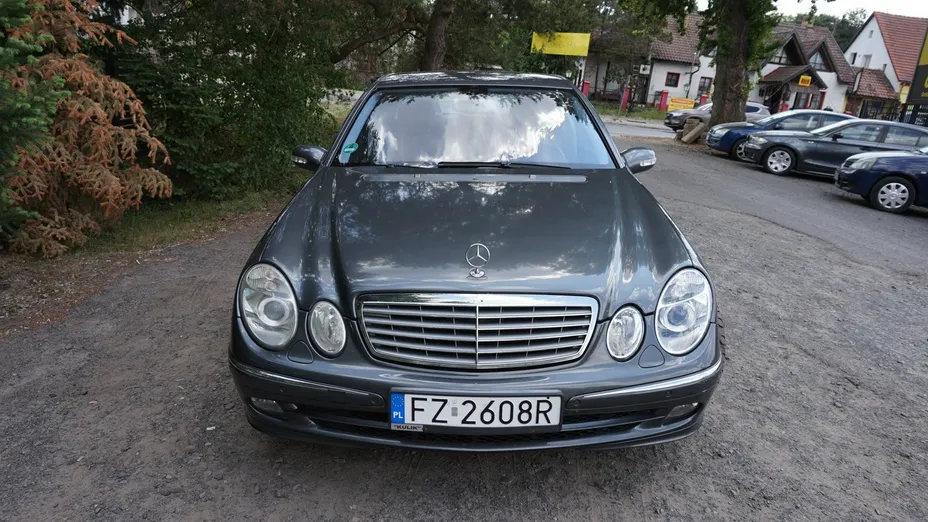 MERCEDES-BENZ E Klasa -