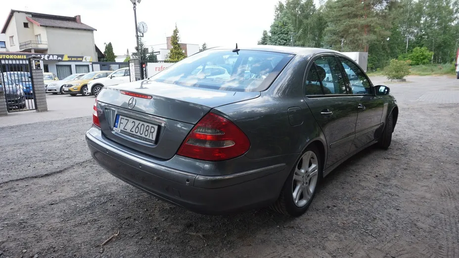 MERCEDES-BENZ E Klasa -