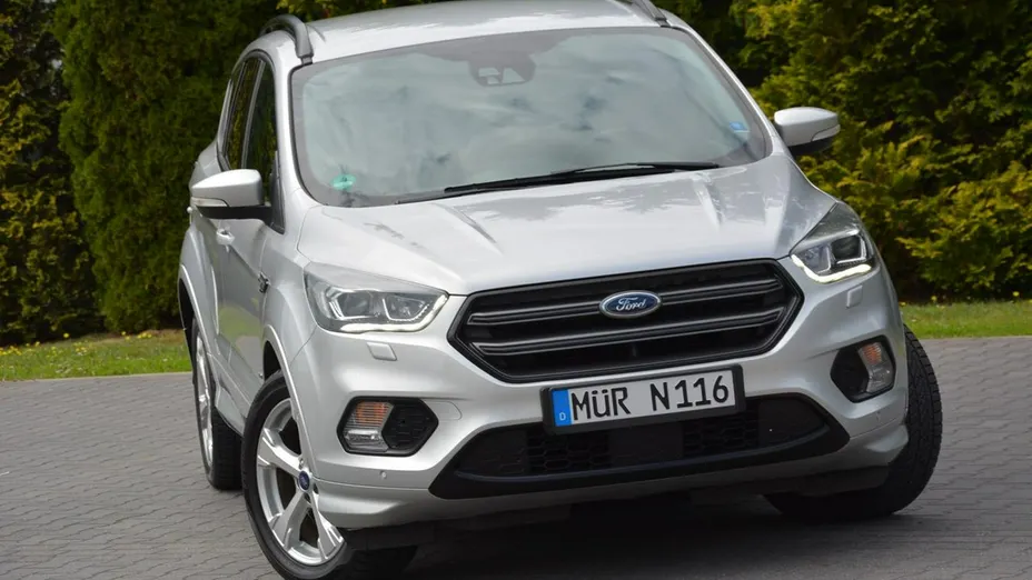 FORD Kuga -