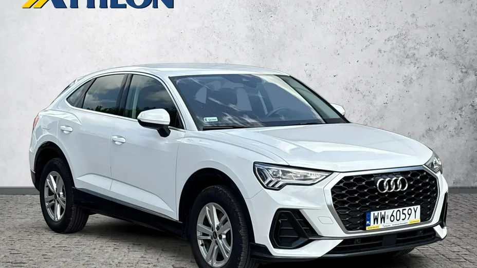AUDI Q3 -