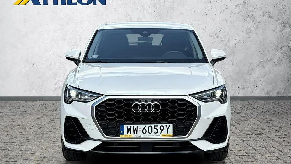 AUDI Q3 -