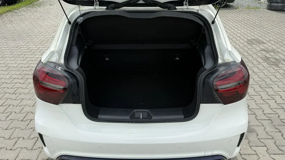 MERCEDES-BENZ A Klasa -