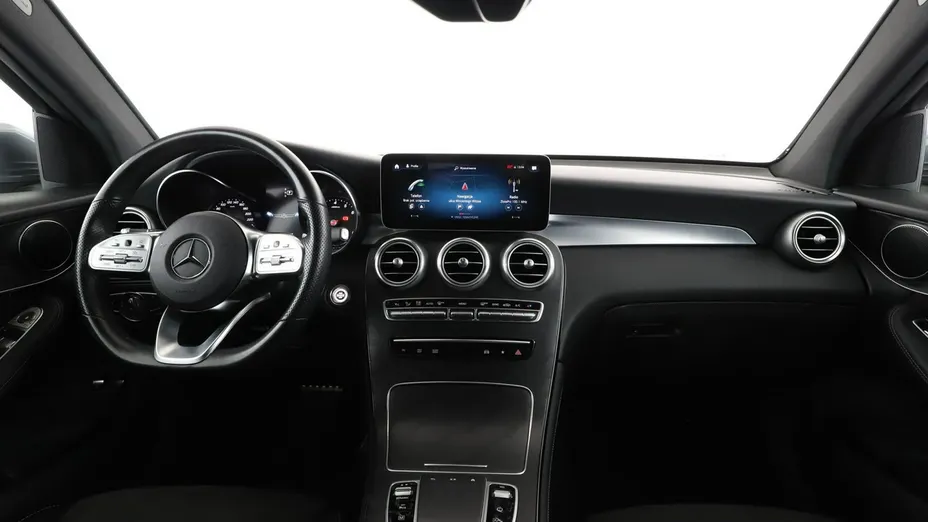 MERCEDES-BENZ GLC -