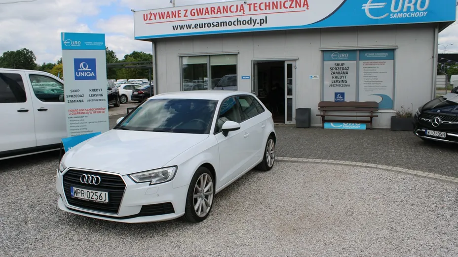 AUDI A3 -