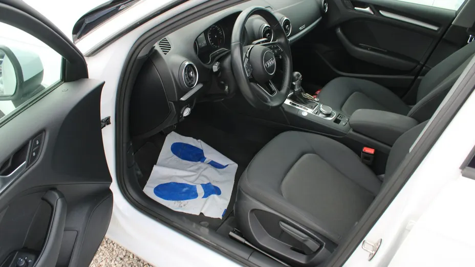 AUDI A3 -