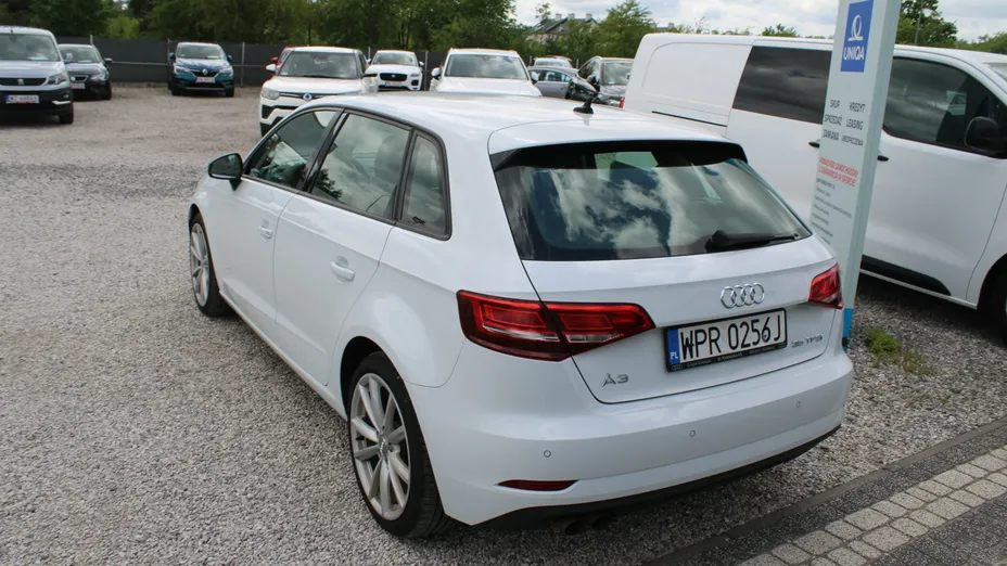 AUDI A3 -
