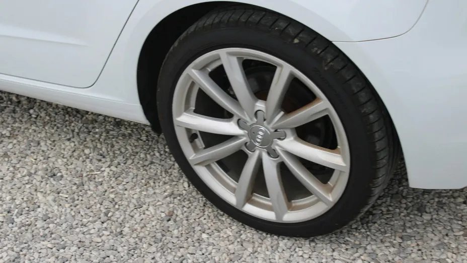 AUDI A3 -