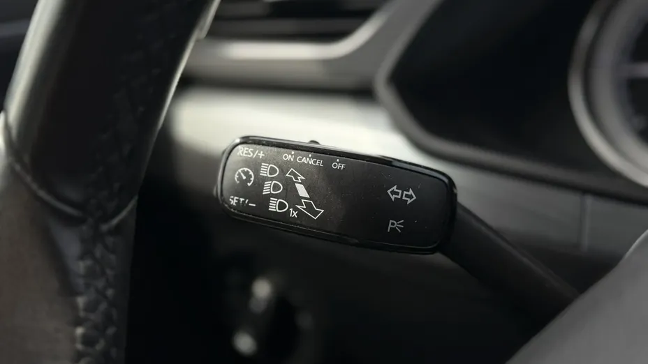 SKODA Superb -