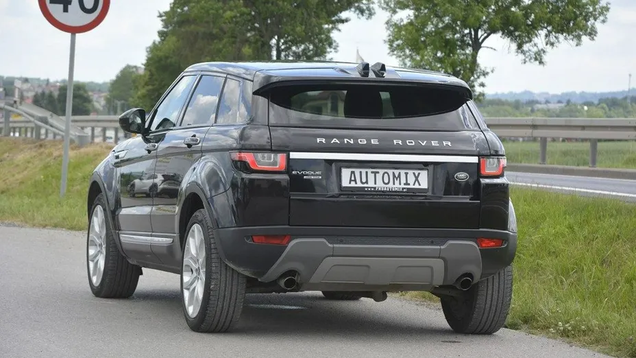 LAND ROVER Range Rover Evoque -