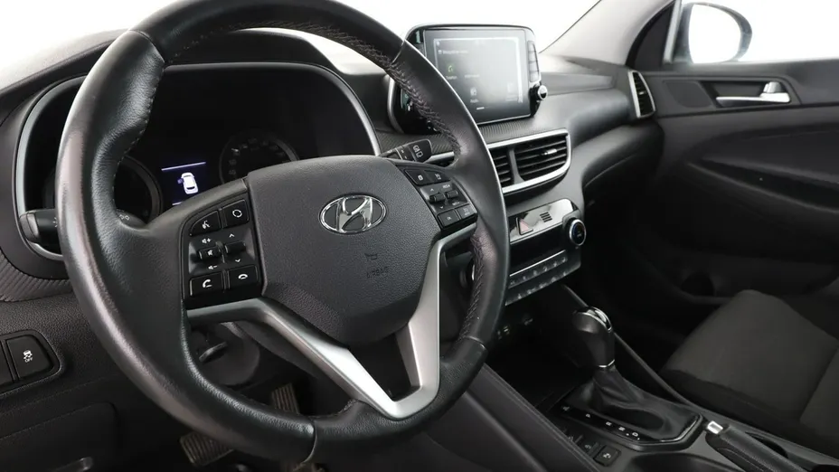 HYUNDAI Tucson -