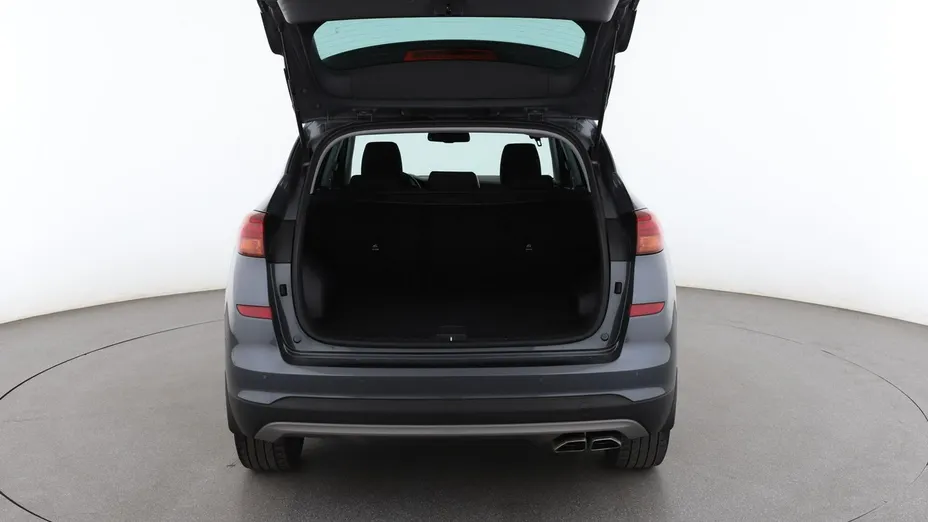 HYUNDAI Tucson -