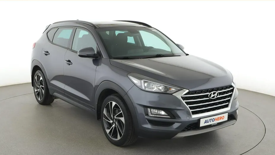 HYUNDAI Tucson -