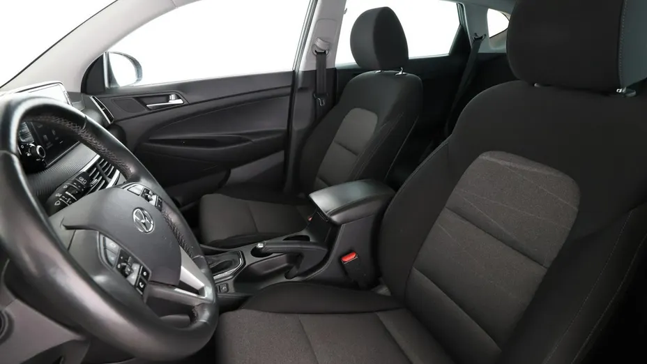 HYUNDAI Tucson -