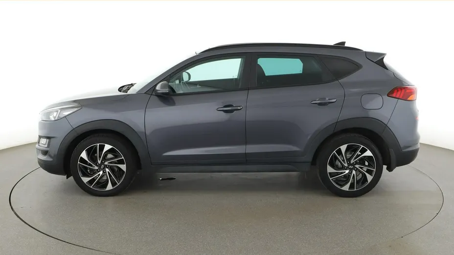 HYUNDAI Tucson -