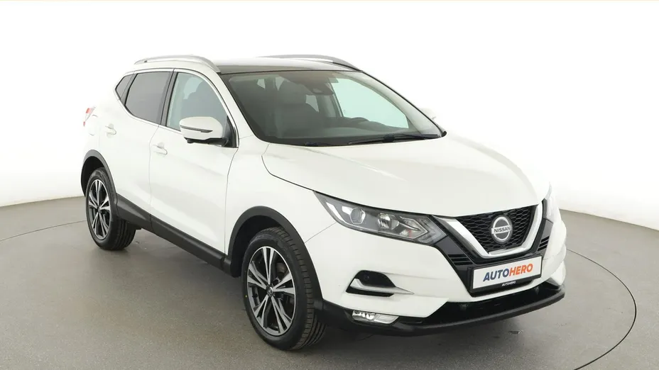 NISSAN Qashqai -