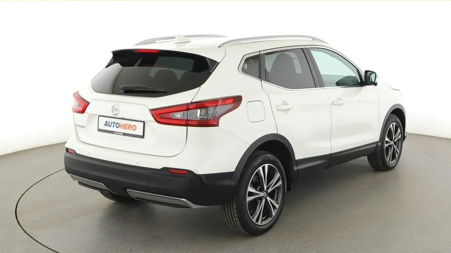 NISSAN Qashqai -