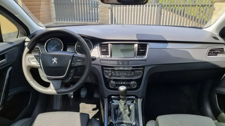 PEUGEOT 508 -