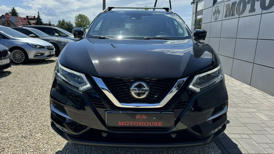 NISSAN Qashqai -