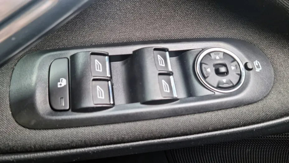 FORD S-MAX -