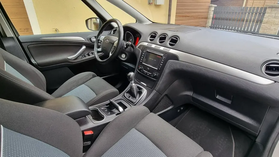 FORD S-MAX -