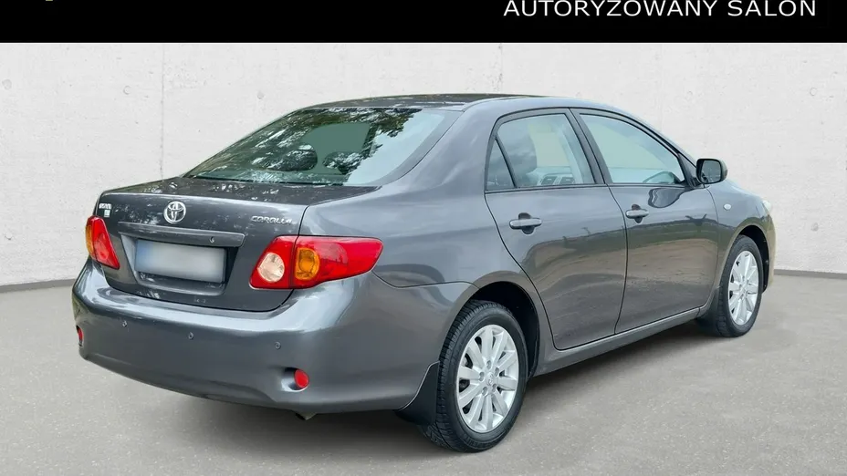 TOYOTA Corolla -