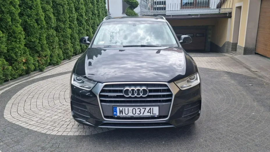 AUDI Q3 -