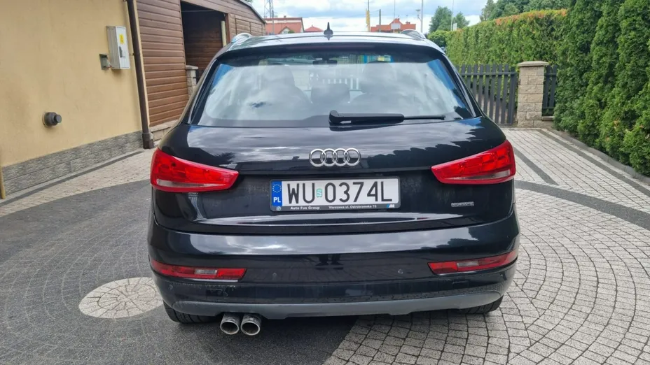 AUDI Q3 -