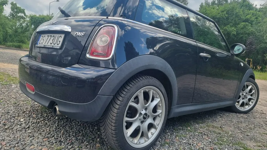 MINI Cooper -