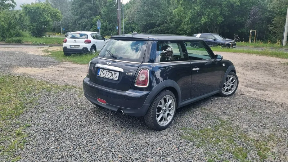 MINI Cooper -