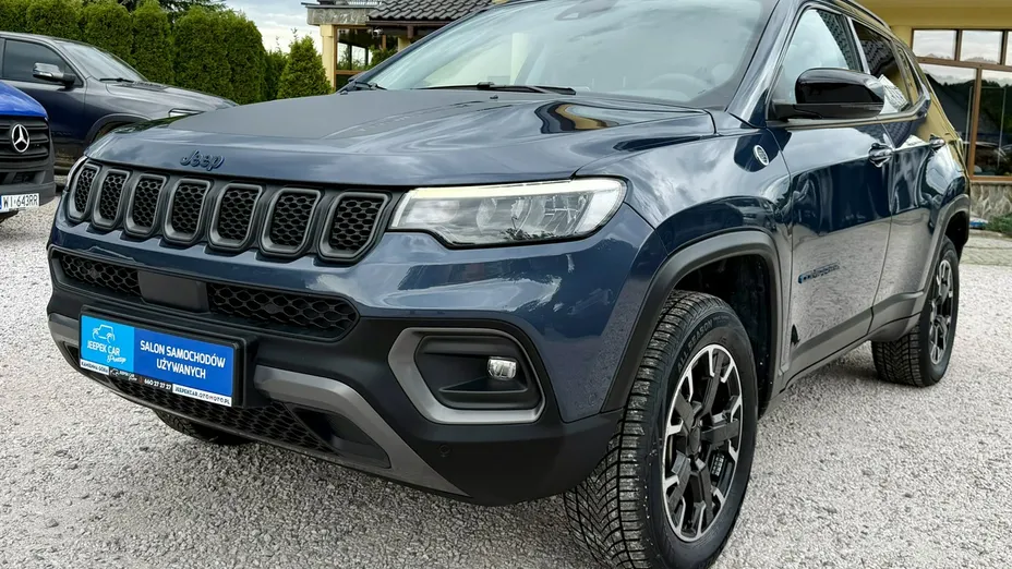 JEEP Compass -