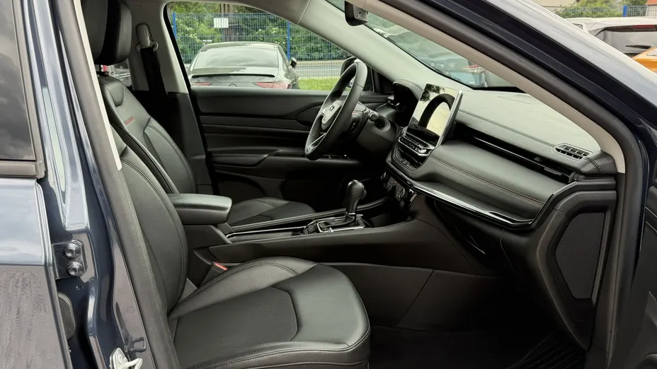 JEEP Compass -