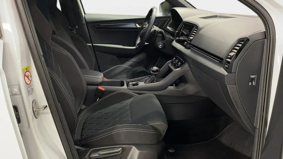 SKODA Karoq -