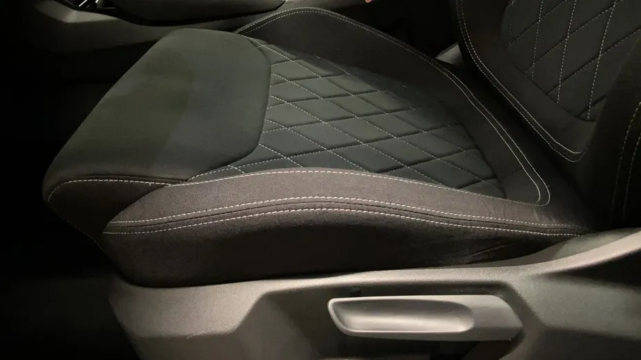 SKODA Karoq -
