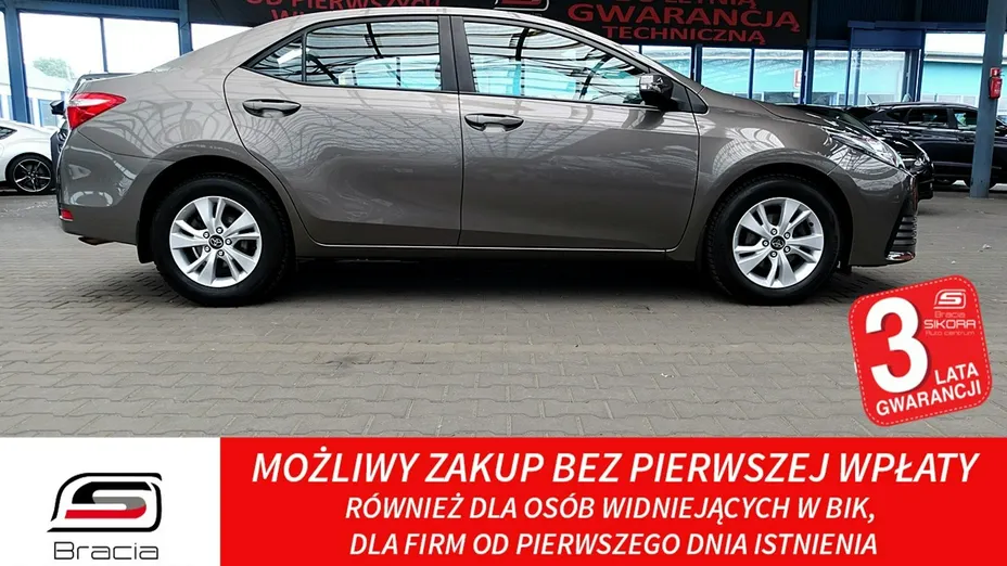 TOYOTA Corolla -