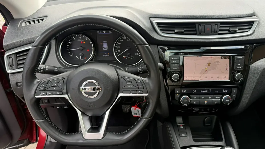 NISSAN Qashqai -