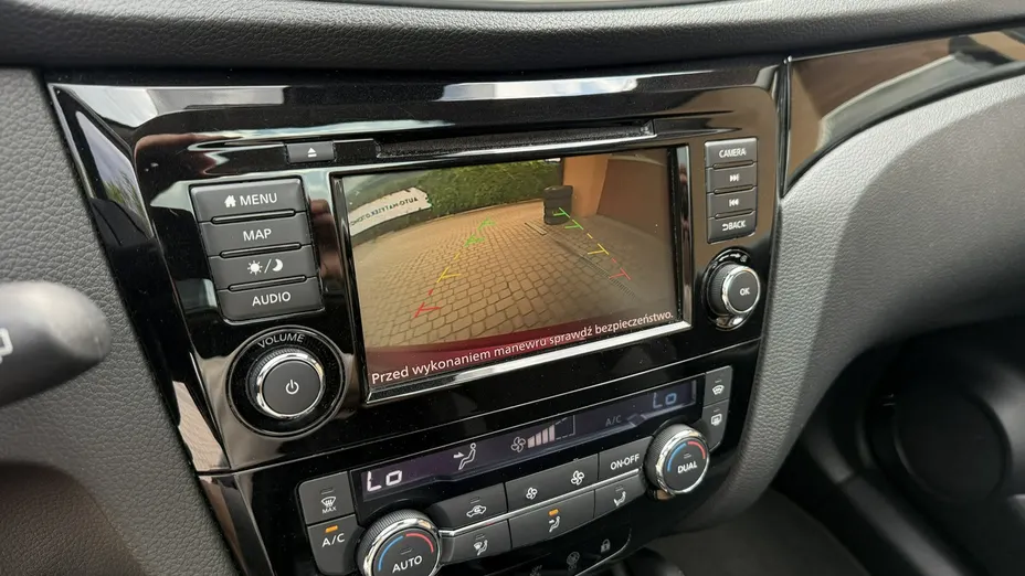NISSAN Qashqai -