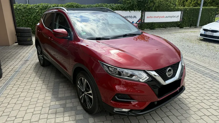 NISSAN Qashqai -