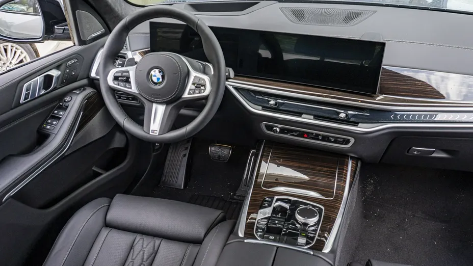 BMW X7 -