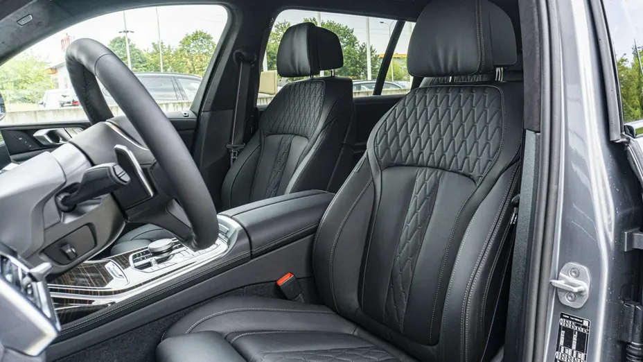 BMW X7 -