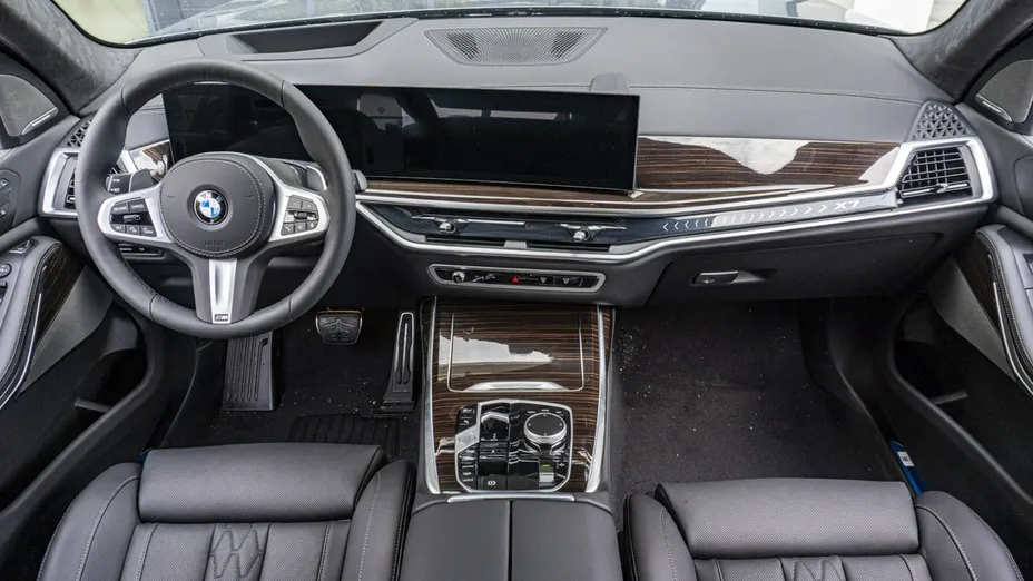 BMW X7 -