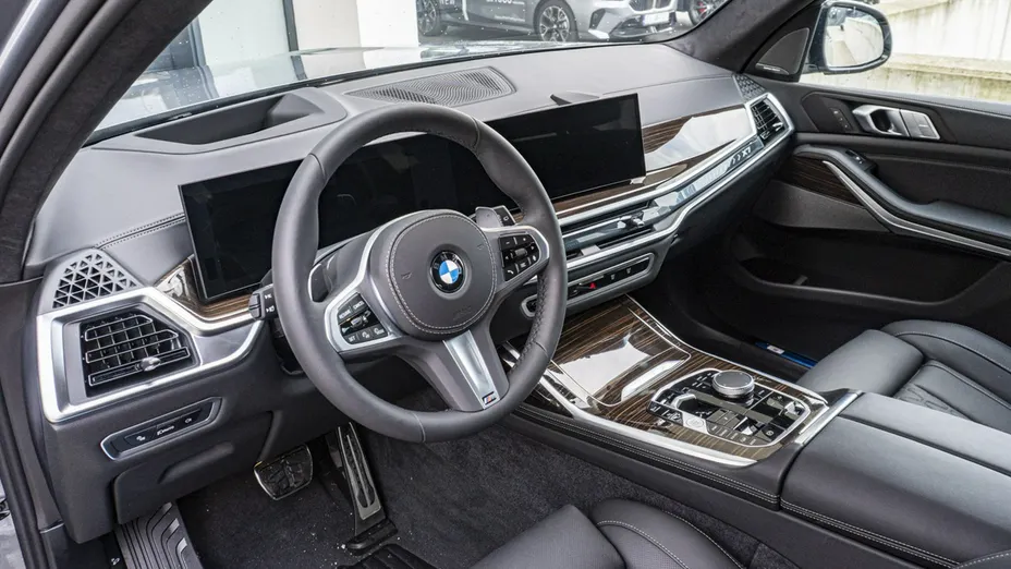 BMW X7 -